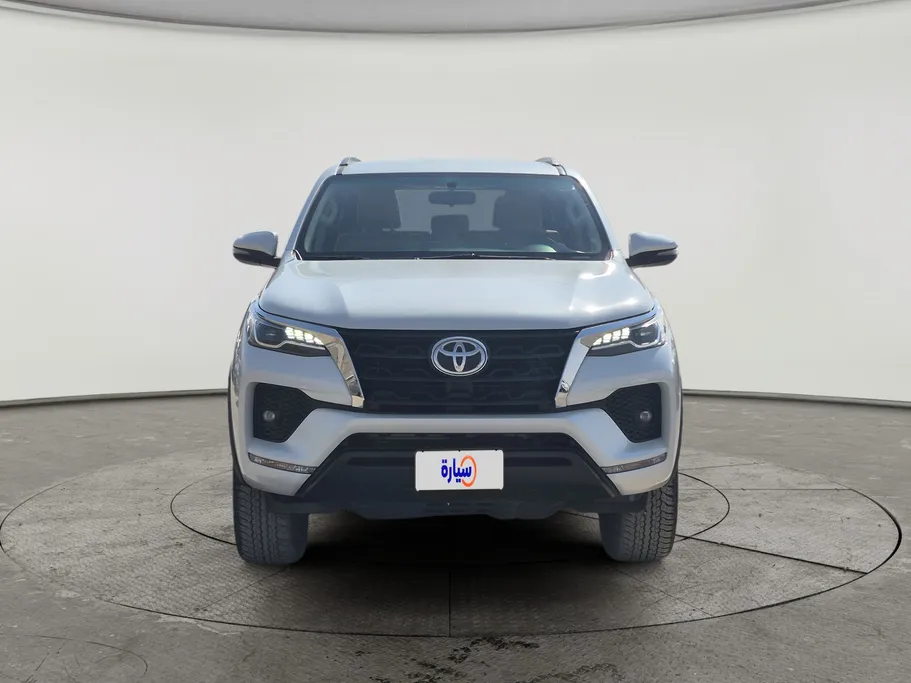 2024 Toyota Fortuner VX 