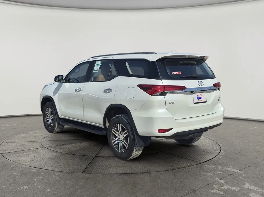 2024 Toyota Fortuner VX 