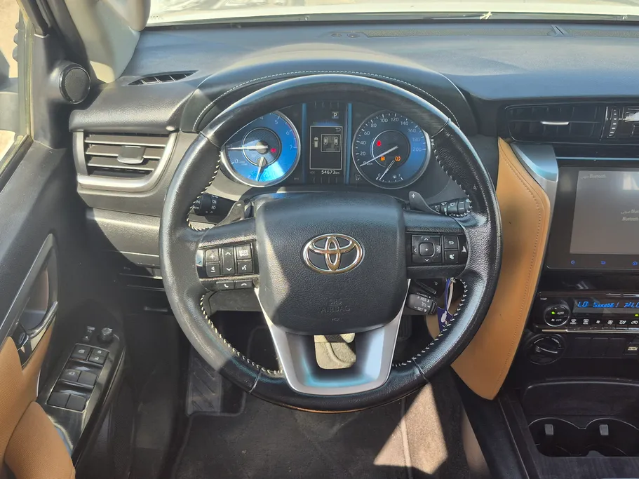 2024 Toyota Fortuner VX 