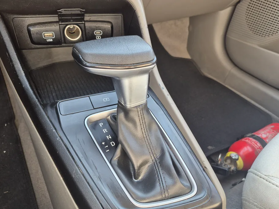 2024 Hyundai Accent Fleet 