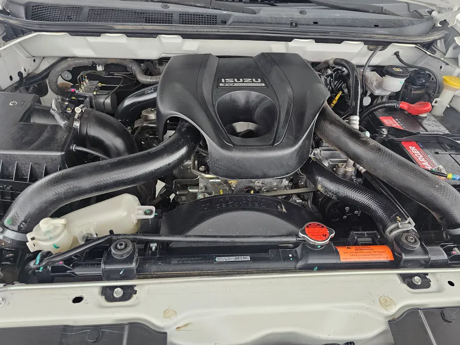 ايسوزو دي ماكس Double Cab 2023 