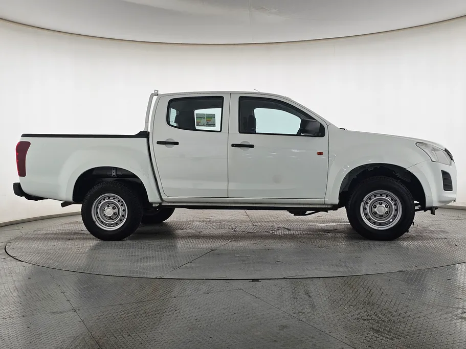ايسوزو دي ماكس Double Cab 2023 