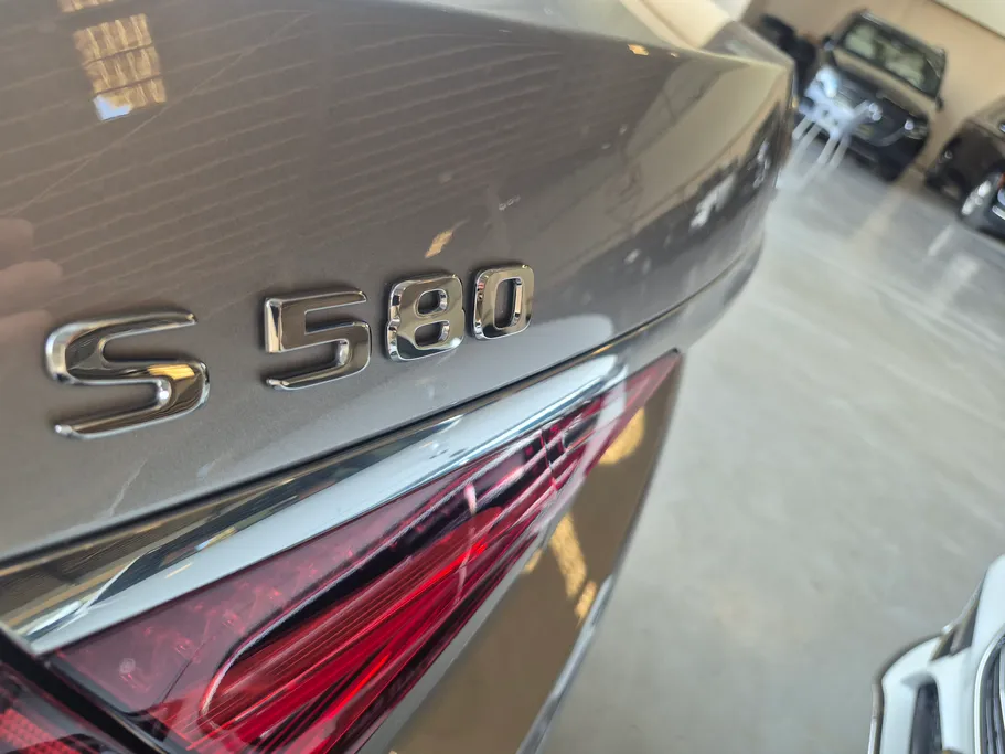 2024 Mercedes S Class 580 