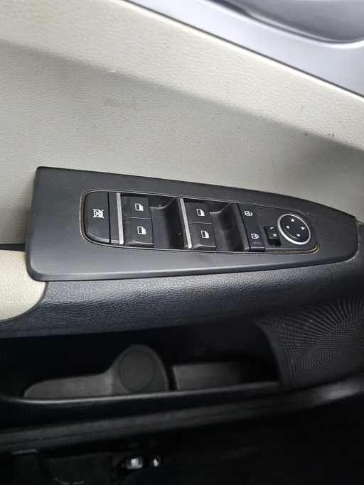 2023 كيا Cerato L 