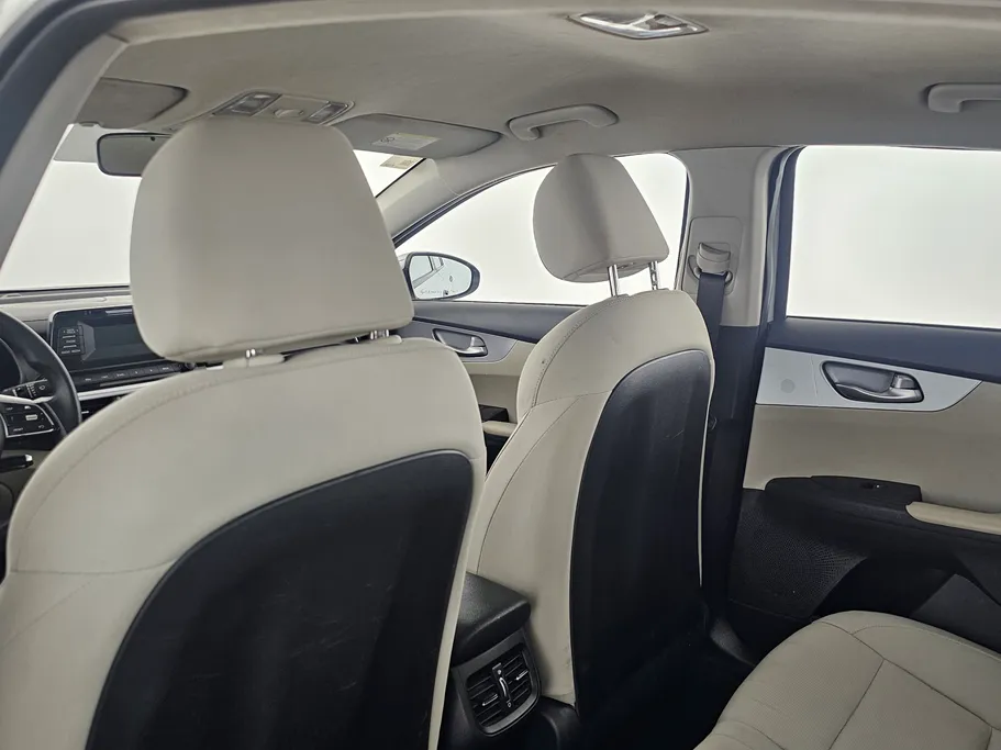 2023 كيا Cerato L 