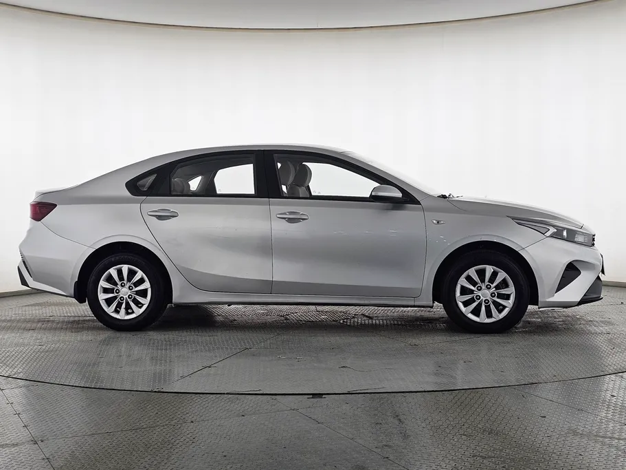 2023 كيا Cerato L 