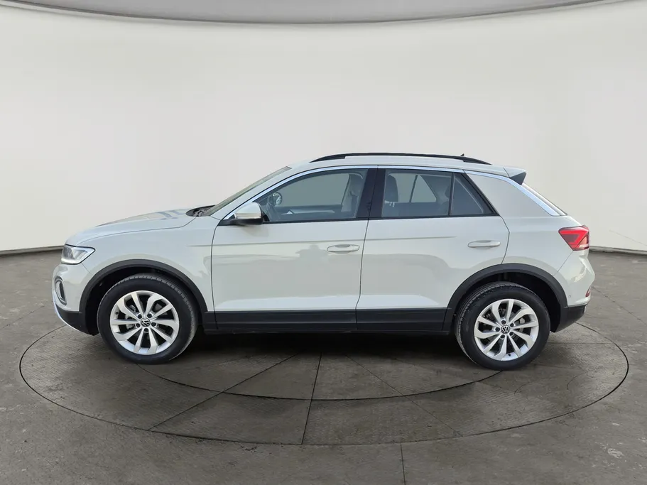 2024 Volkswagen T Roc Life 