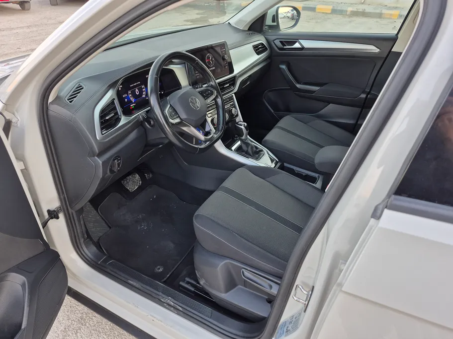 2024 Volkswagen T Roc Life 