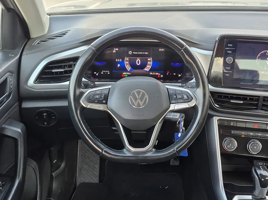 2024 Volkswagen T Roc Life 