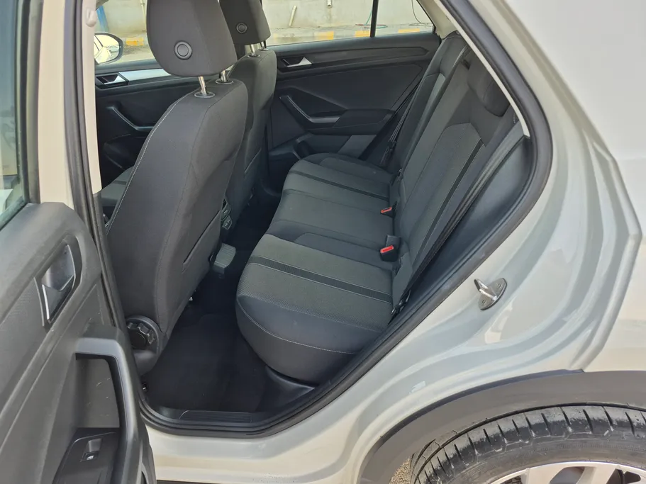 2024 Volkswagen T Roc Life 