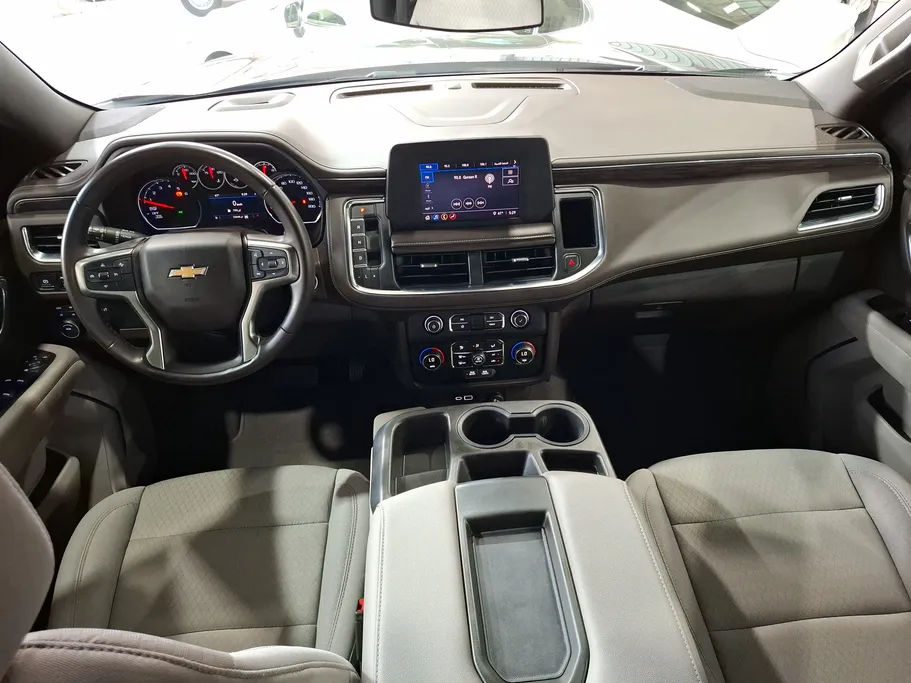 2023 Chevrolet Suburban LS 