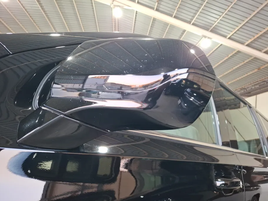 2023 Chevrolet Suburban LS 
