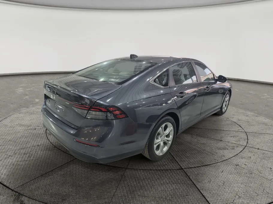 هوندا اكورد LX 2025 