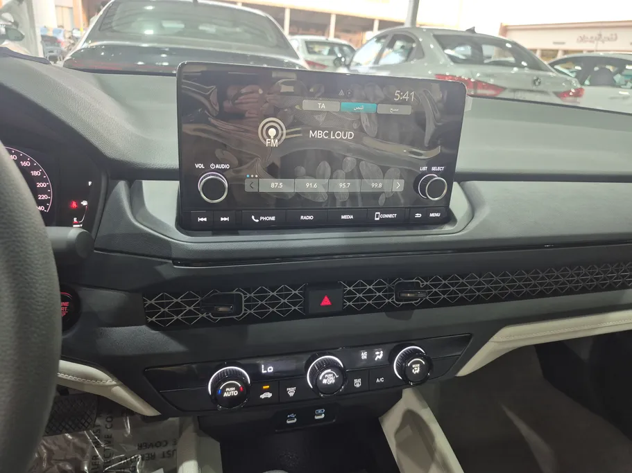 هوندا اكورد LX 2025 