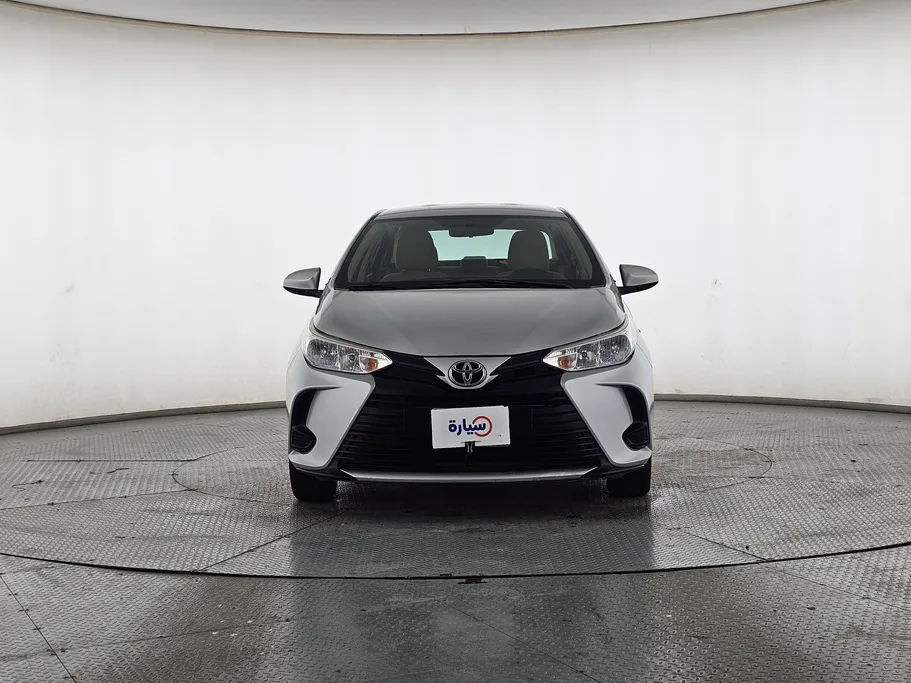 2022 Toyota Yaris  Y 