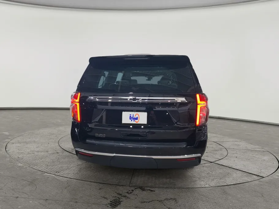 2023 Chevrolet Suburban LS 