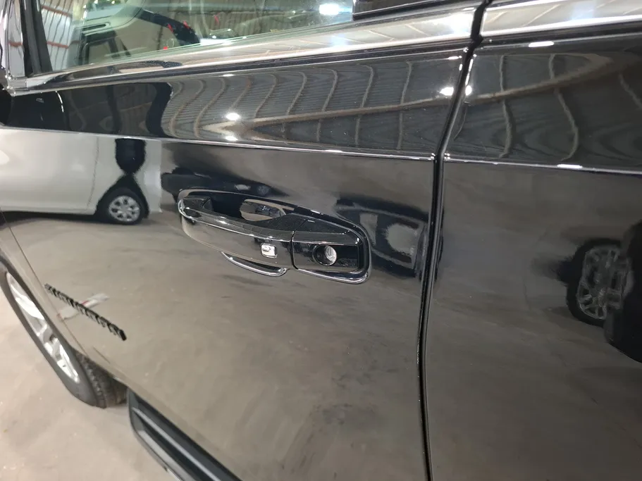 2023 Chevrolet Suburban LS 