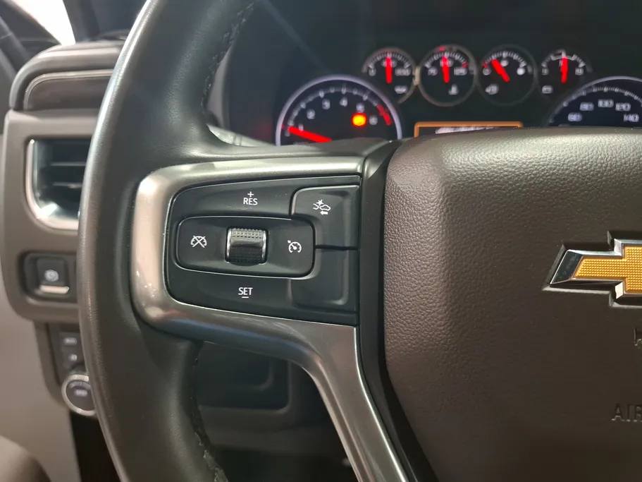2023 Chevrolet Suburban LS 
