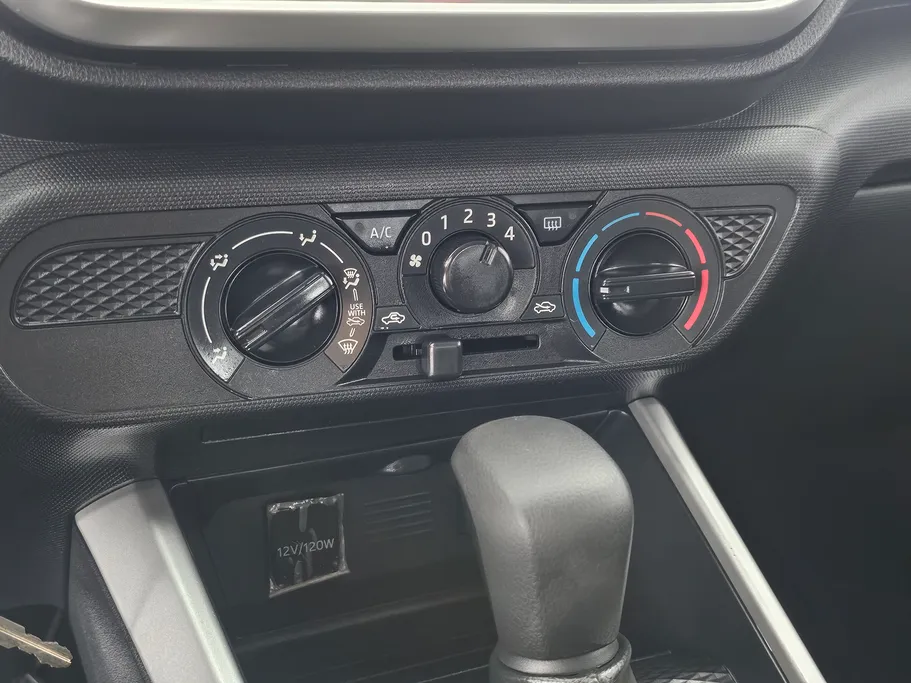 2024 Toyota Raize XLE 