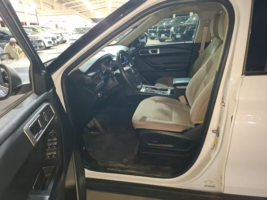2021 Ford Explorer STD 