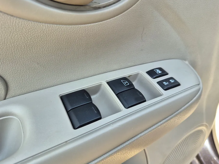 2023 Nissan Sunny SV Comfort 