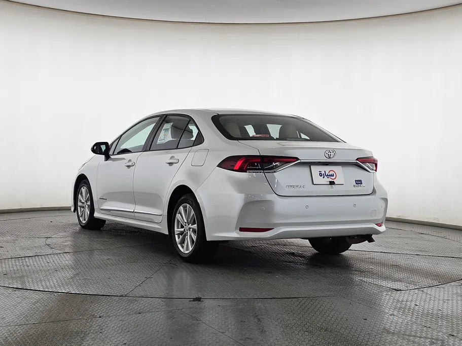 2024 تويوتا Corolla XLI Executive 