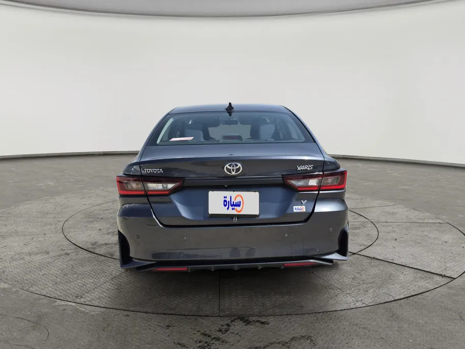 2023 Toyota Yaris  Y 