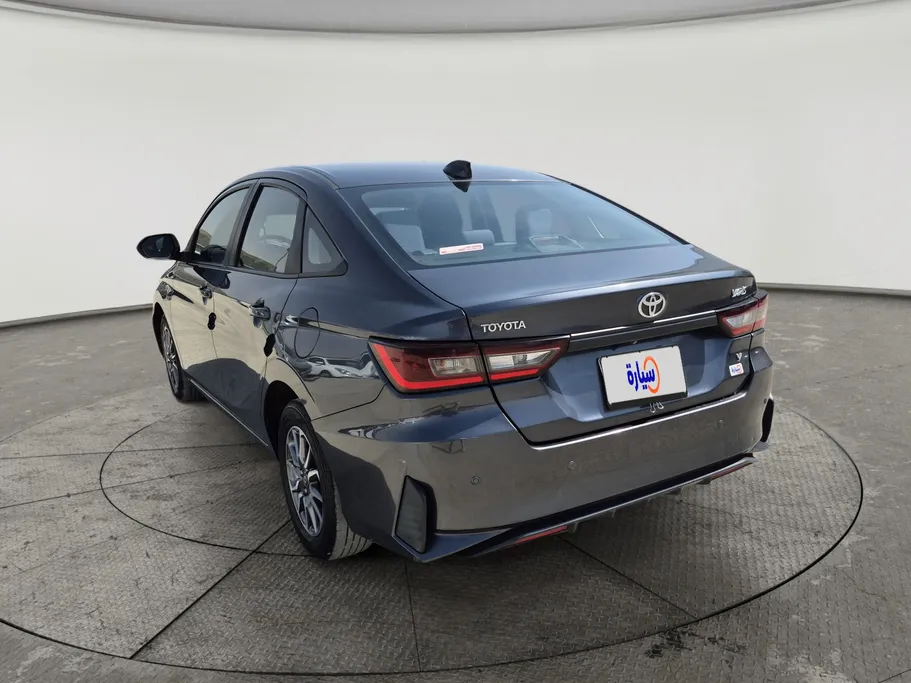 2023 Toyota Yaris  Y 