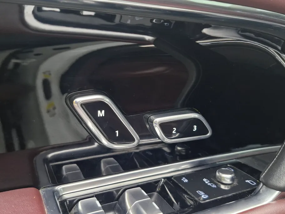 2023 Land Rover Range Rover HSE 