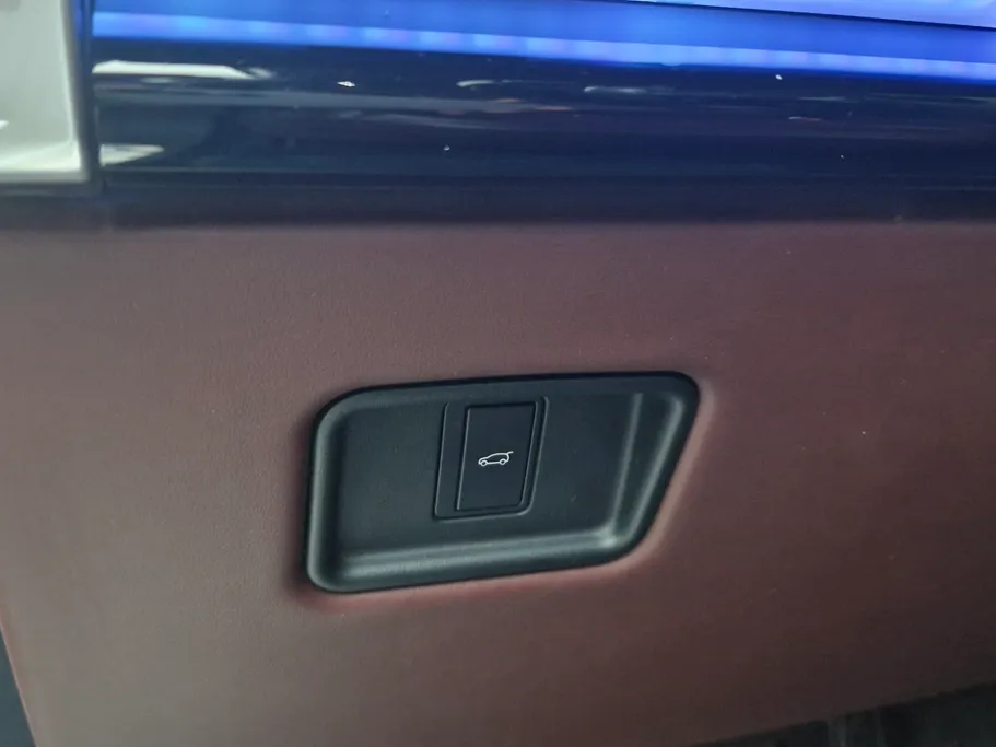 2023 Land Rover Range Rover HSE 