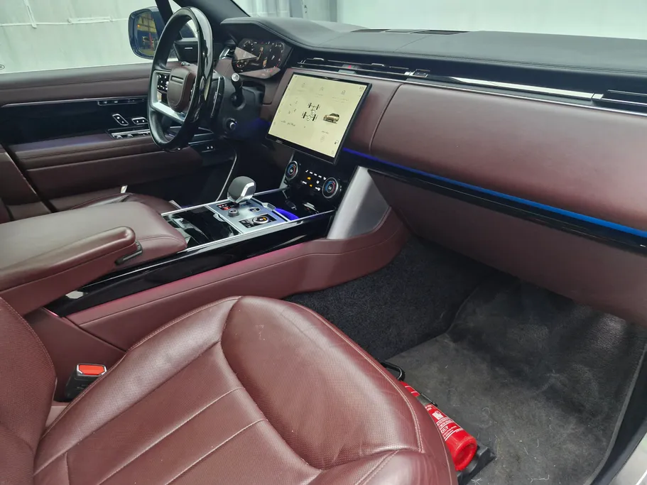 2023 Land Rover Range Rover HSE 