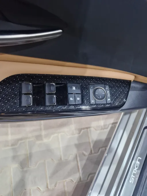 2025 Lexus ES 350 