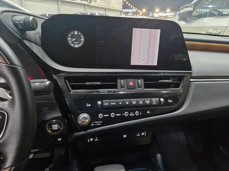 2025 Lexus ES 350 