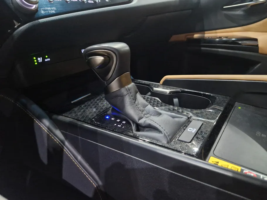 2025 Lexus ES 350 