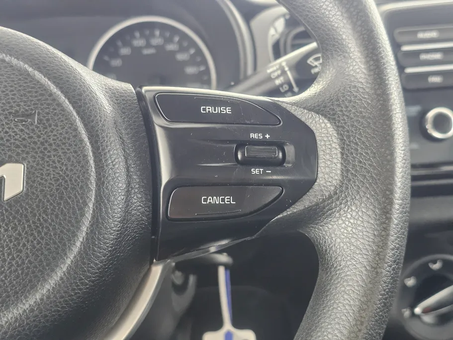 2025 Kia Pegas LX 