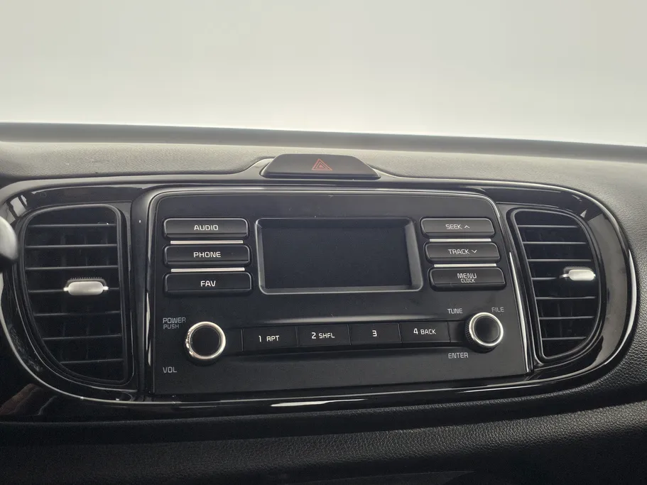 2025 Kia Pegas LX 