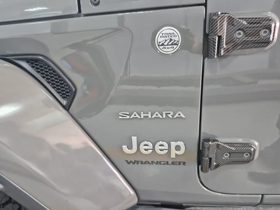 2019 Jeep Wrangler Sahara 