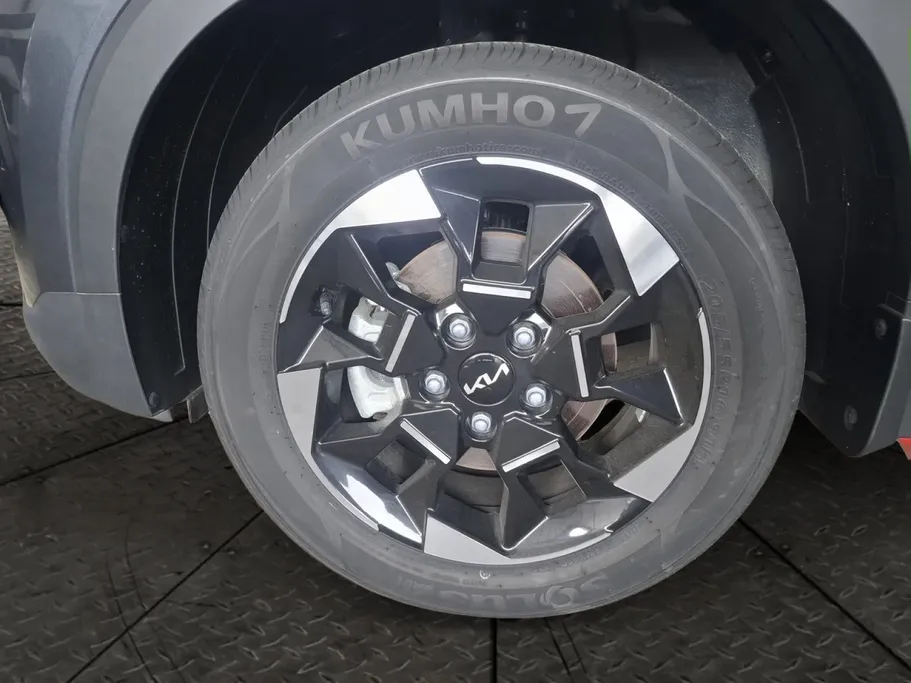 2026 Kia SONET GLS 