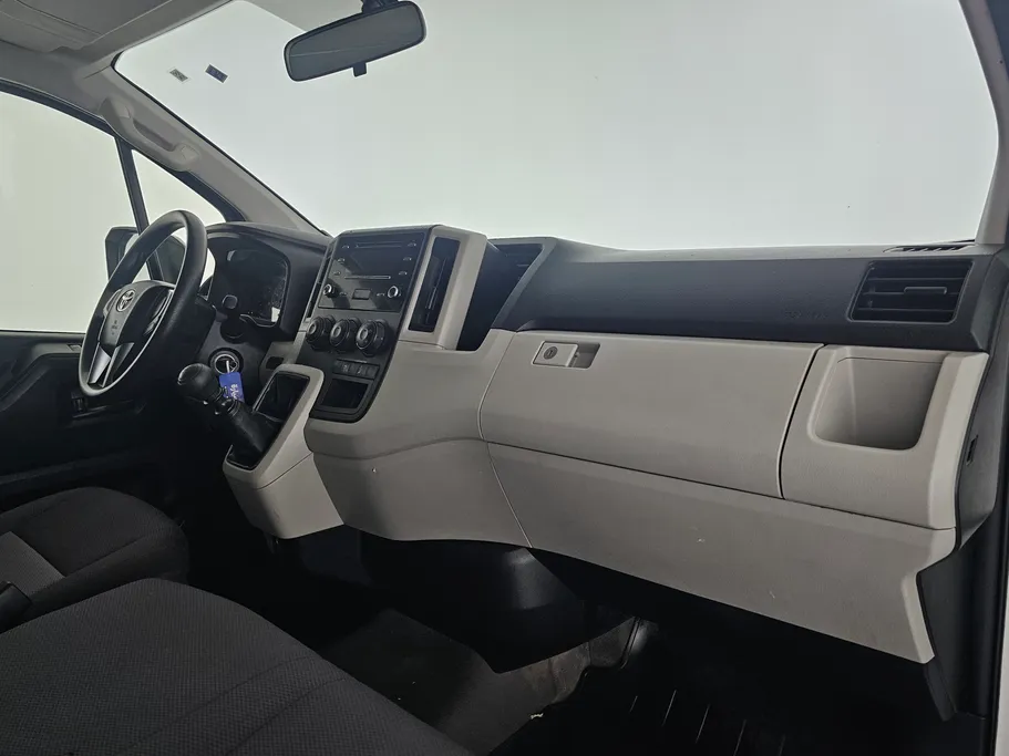 تويوتا هايس فان بضاعه 2023 