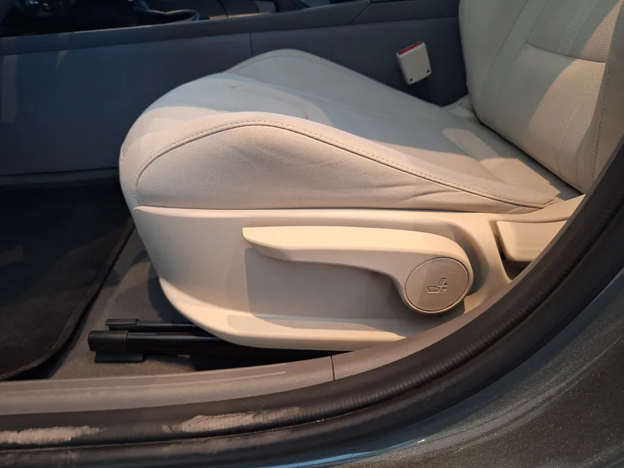 2025 Hyundai Elantra Fleet 