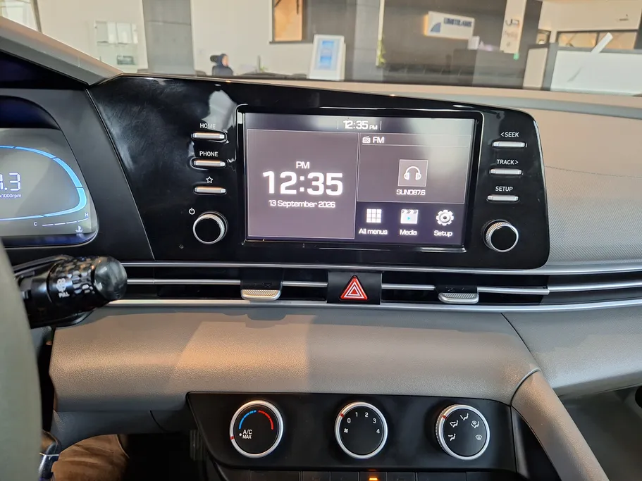 2025 Hyundai Elantra Fleet 