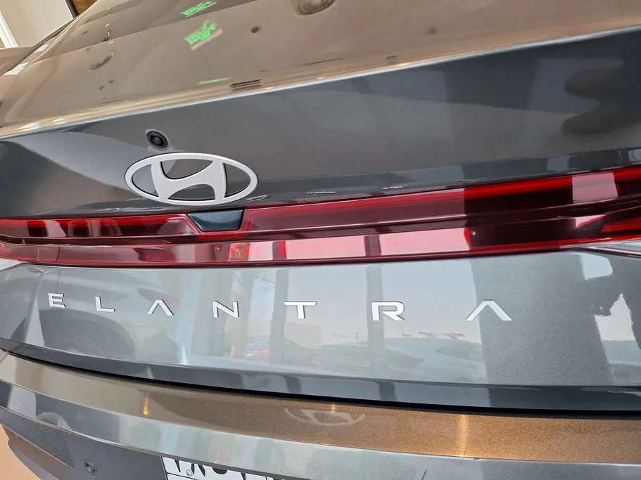 2025 Hyundai Elantra Fleet 
