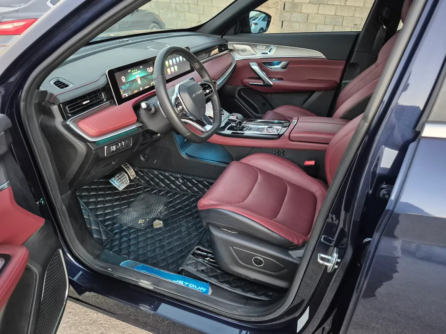 2023 Jetour X70 Plus Luxury 