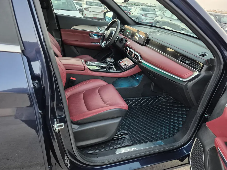 2023 Jetour X70 Plus Luxury 