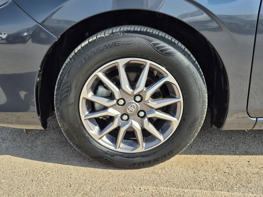 2024 Toyota Yaris  Y 