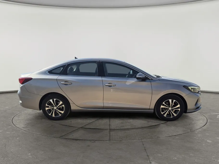 2022 شانجان Eado Plus Smart 