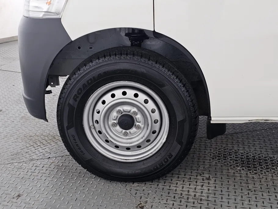 2023 Toyota LiteAce Van 