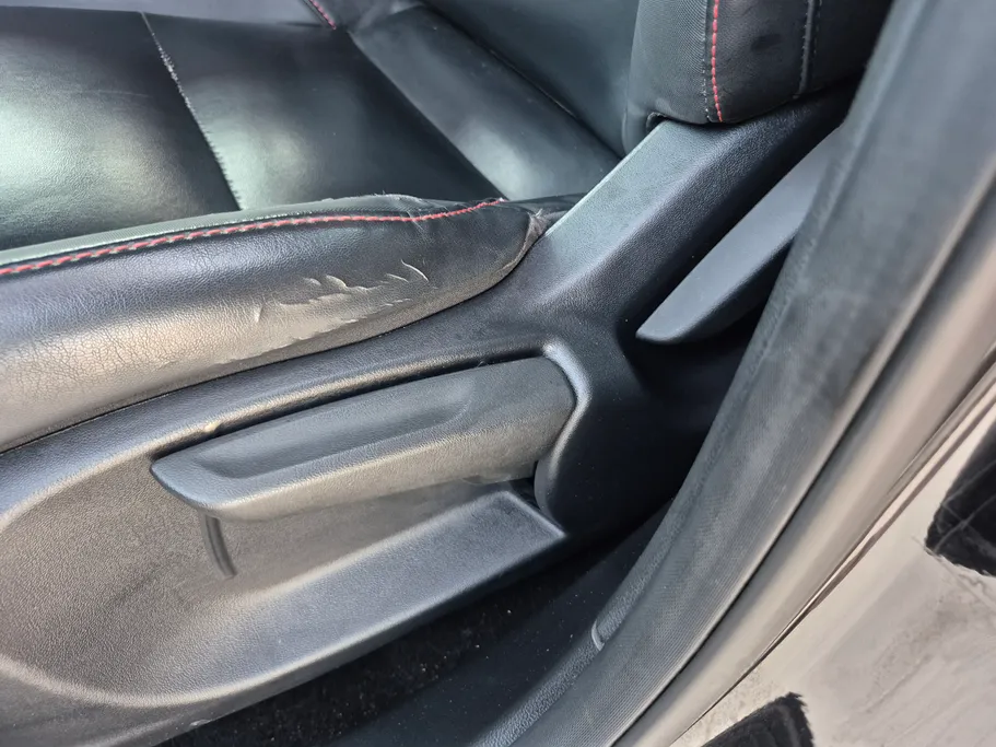 2023 MG GT COM 