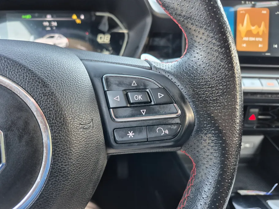 2023 MG GT COM 