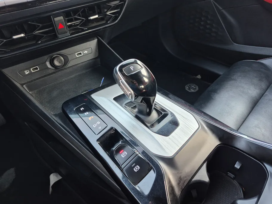 2023 MG GT COM 